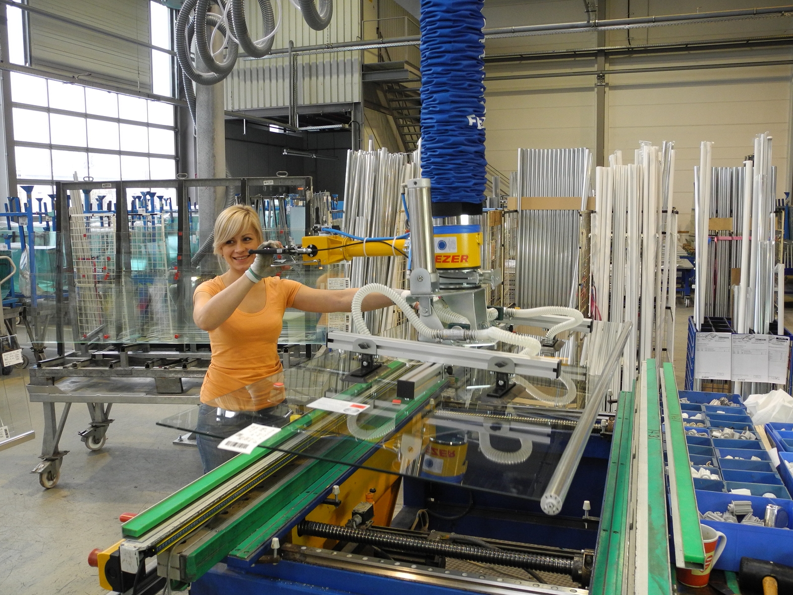 Vacuum-handling-VPL-for-glass